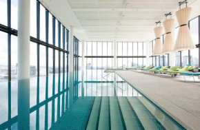  Crown Metropol Melbourne  Мельбурн